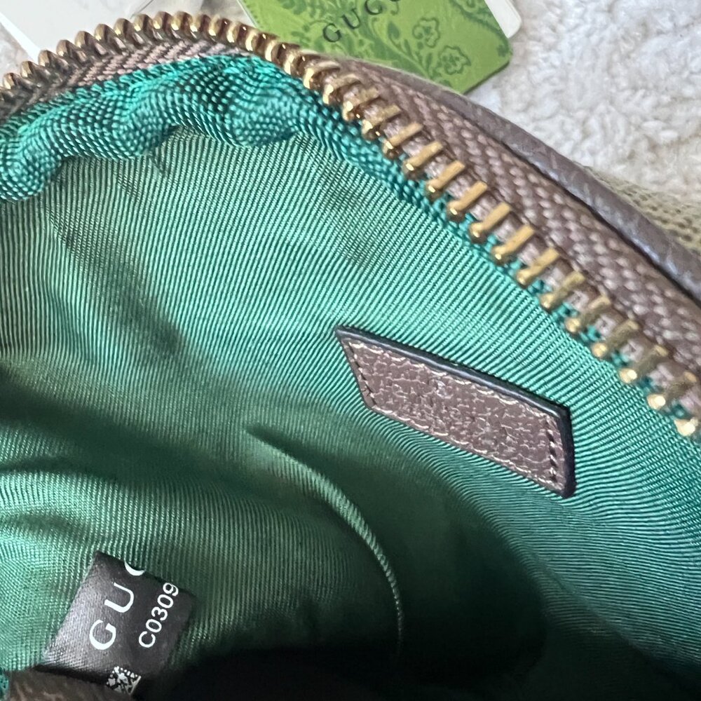 GUCCI GG BELT BAG GOOD CONDITION - Picture 4 of 4